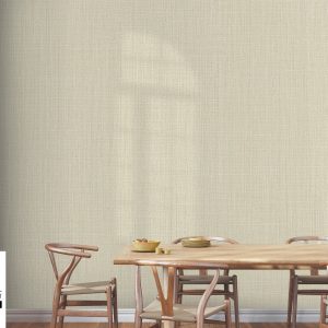 Farmhouse,dining,room,with,wooden,table,and,chairs,in,yellow